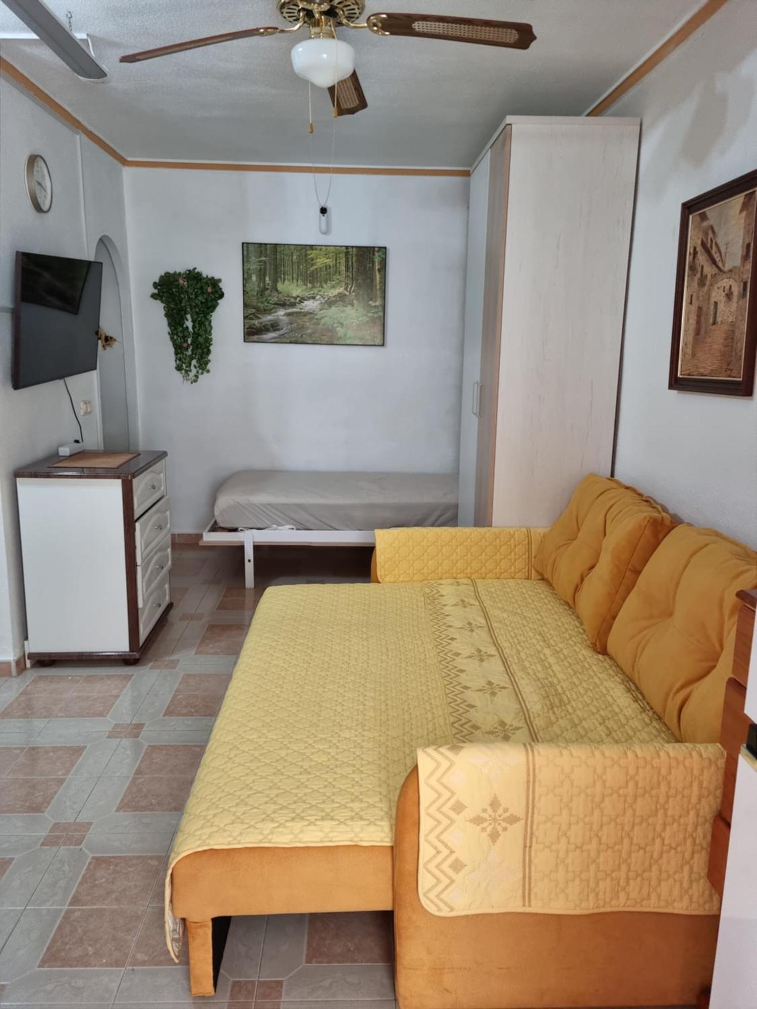 Nice Studio,10 Min To Del Cura Beach With Swim.Pool Torrevieja Exterior photo